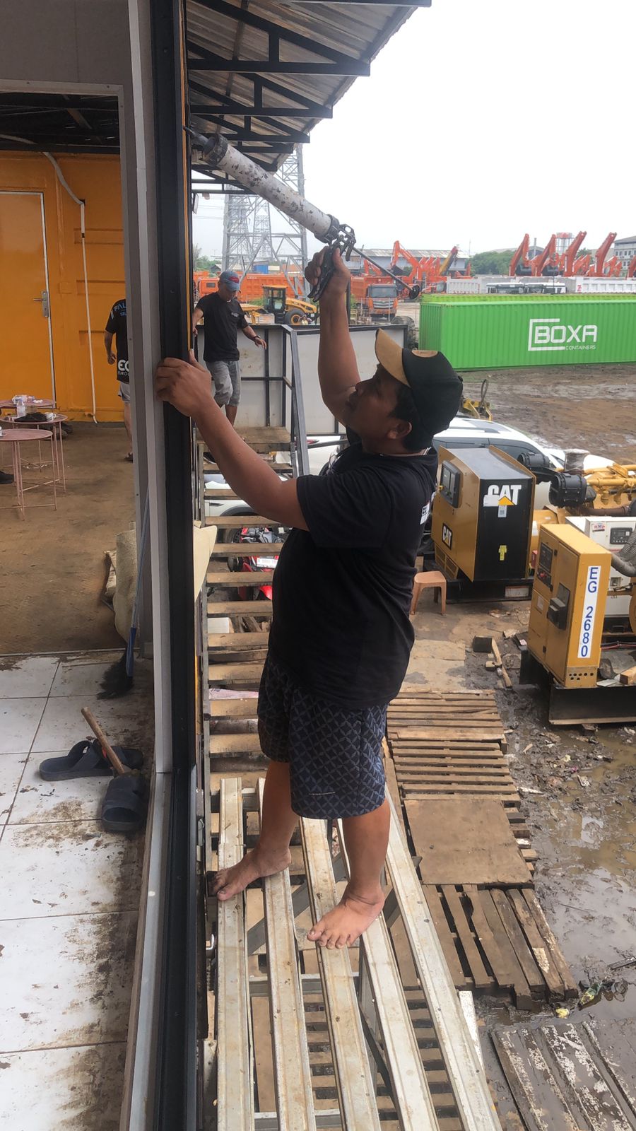 Proses Sealant Jendela Mati Jekupin